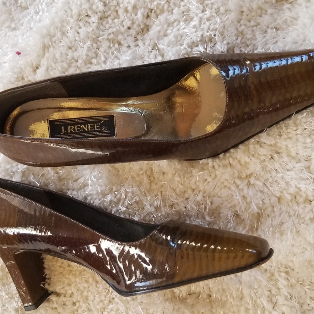 Shoes - Picture 7 of 11